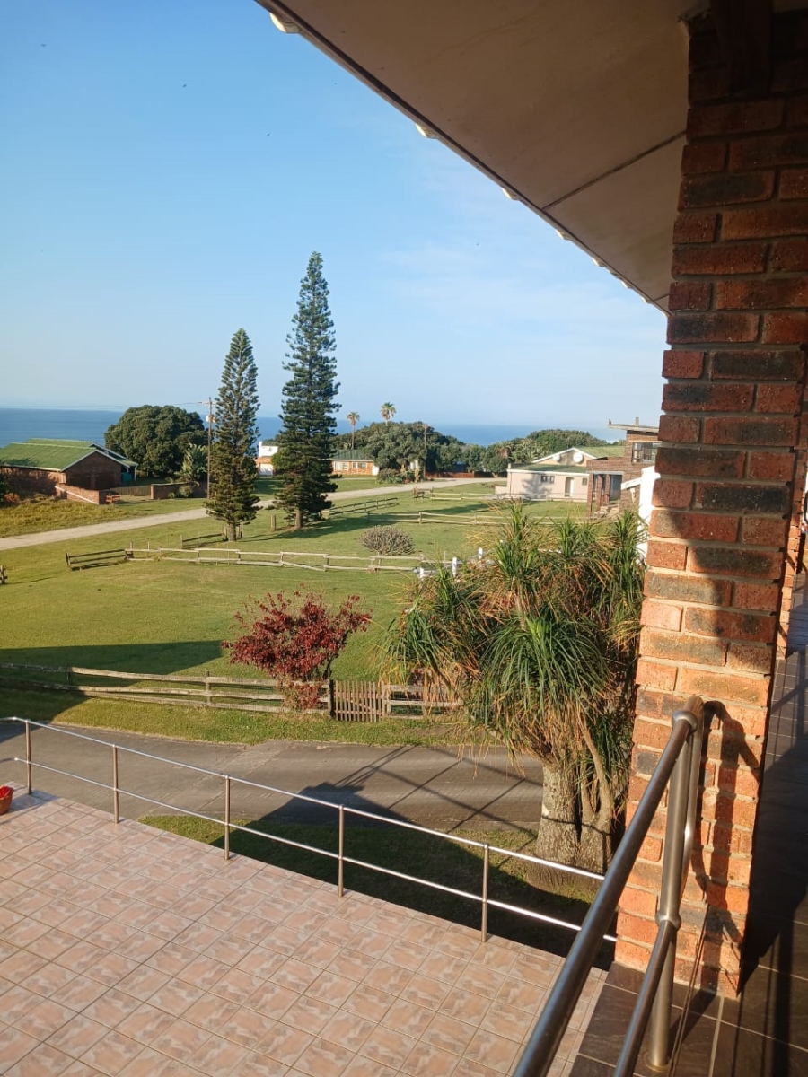 4 Bedroom Property for Sale in Marshstrand Eastern Cape